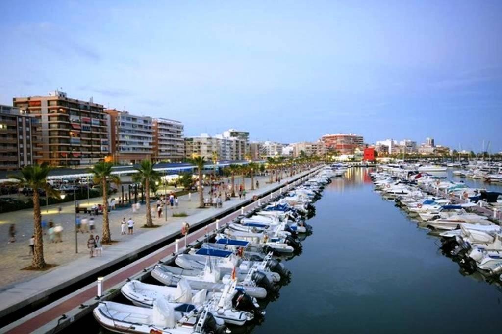 Apartamento En Primera Linea De Playa Con Increibles Vistas Lejlighed Santa Pola Eksteriør billede